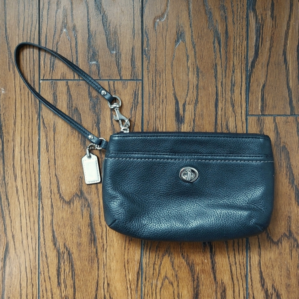 Wristlet Purse